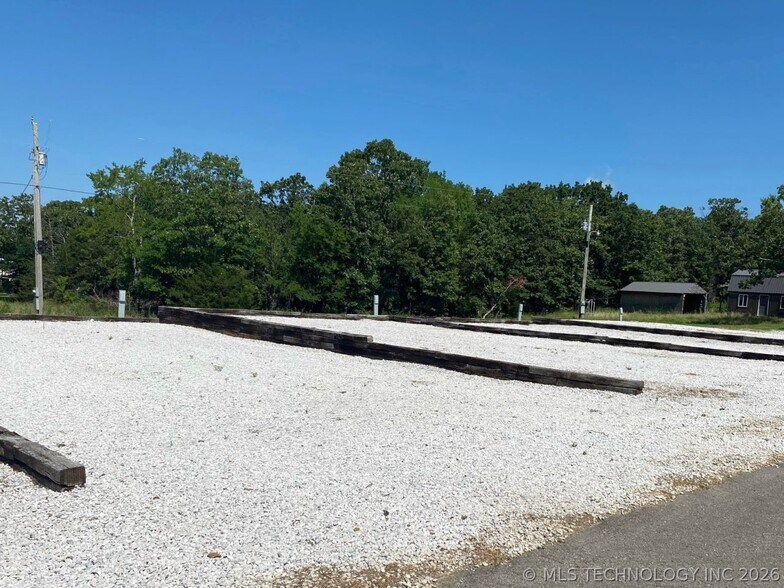 More Photos Of 98144 S 4489 Rd, Vian Trailer Camper Park For Sale