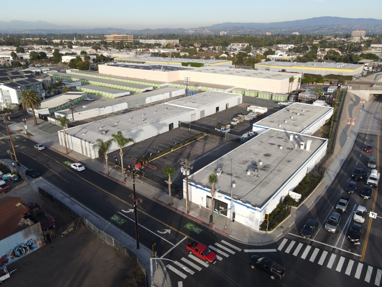 More Photos Of 115-117 N Standard Ave, Santa Ana Warehouse For Lease