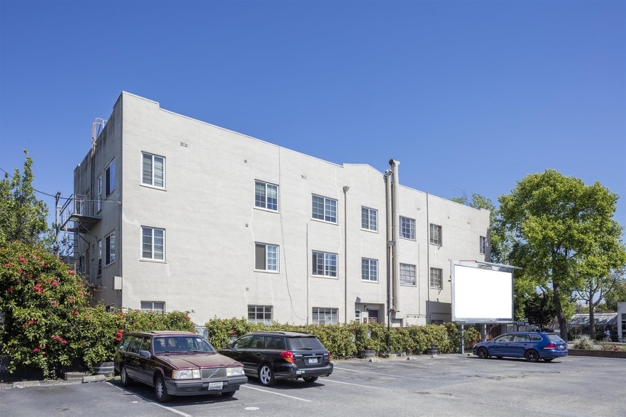 More Photos Of 1441-1447 University Ave, Berkeley Apartments For Lease