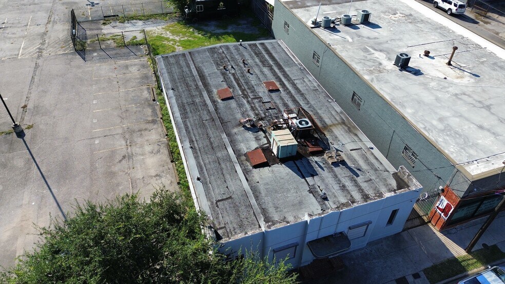 More Photos Of 2317 Fannin St, Houston Office For Sale