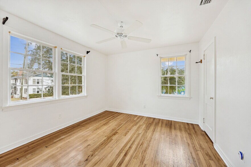 More Photos Of 1250 Mcduff Ave, Jacksonville Storefront Retail Office For Sale