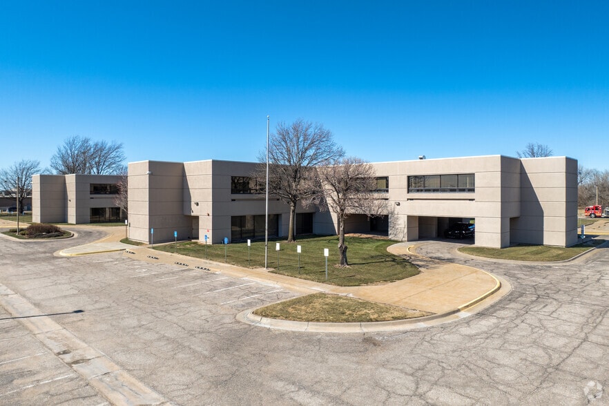 Primary Photo Of 8338 W 13th St N, Wichita Rehabilitation Center For Lease