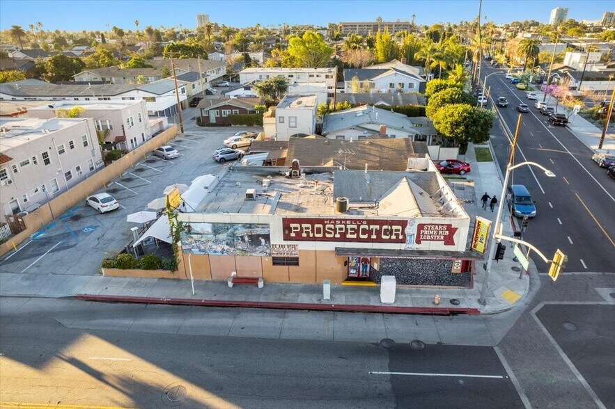 Primary Photo Of 2400 E 7th St, Long Beach Restaurant For Sale
