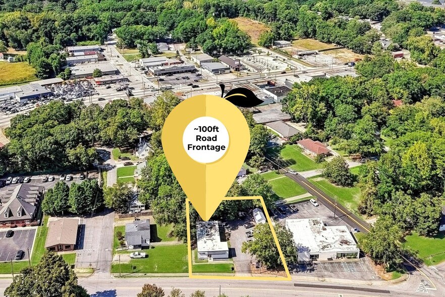 More Photos Of 224 E Broad St, Winder Medical For Sale