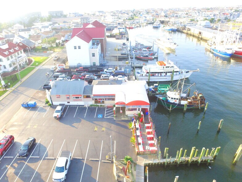 More Photos Of 57 Inlet Dr, Point Pleasant Beach Marina For Sale