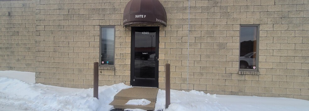 More Photos Of 4365 Youngstown Rd SE, Warren Storefront Retail Office For Lease