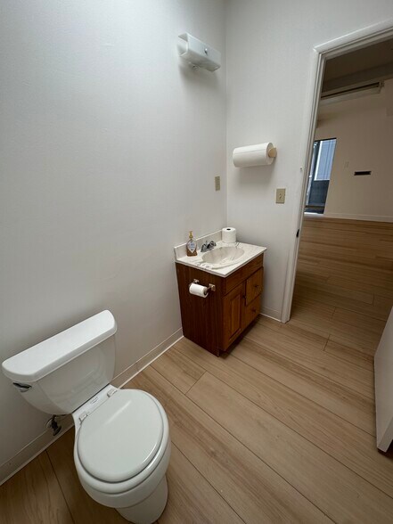 More Photos Of 820 5th Ave, San Rafael Office For Sale