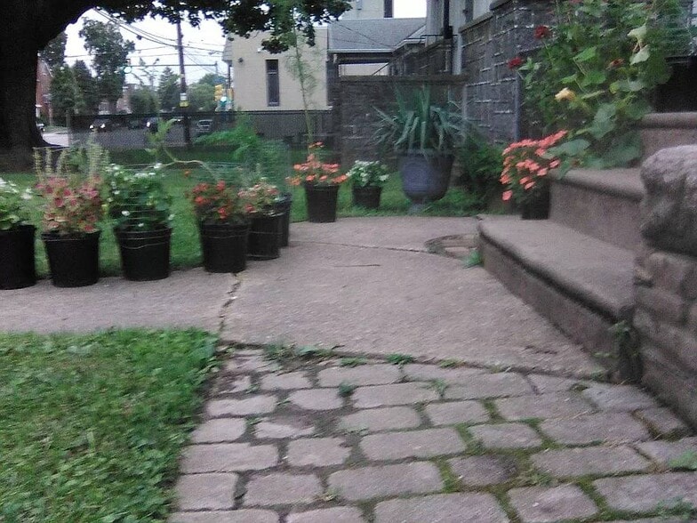 More Photos Of 2038 Grant Ave, Philadelphia Specialty For Sale