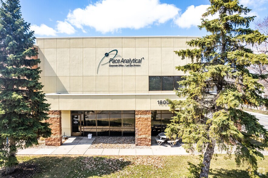 More Photos Of 1800-1860 Elm St SE, Minneapolis Light Distribution For Lease