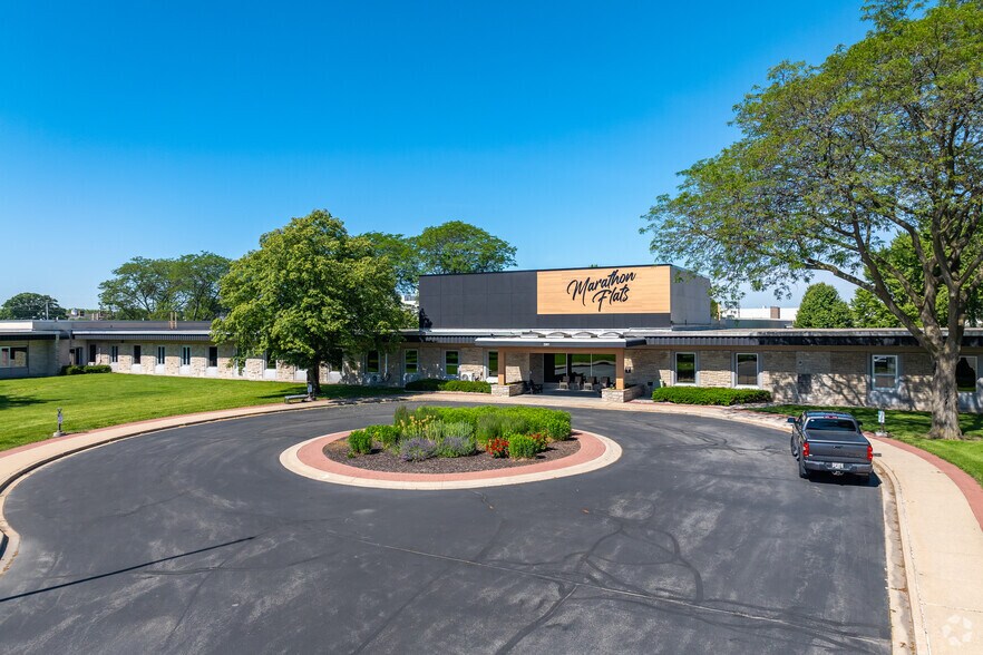 More Photos Of 2001 Marathon St, Neenah Apartments For Sale