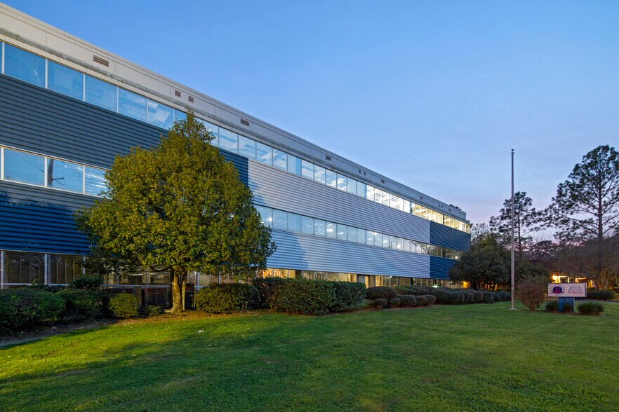 More Photos Of 2727 Mahan Dr, Tallahassee Office For Sale