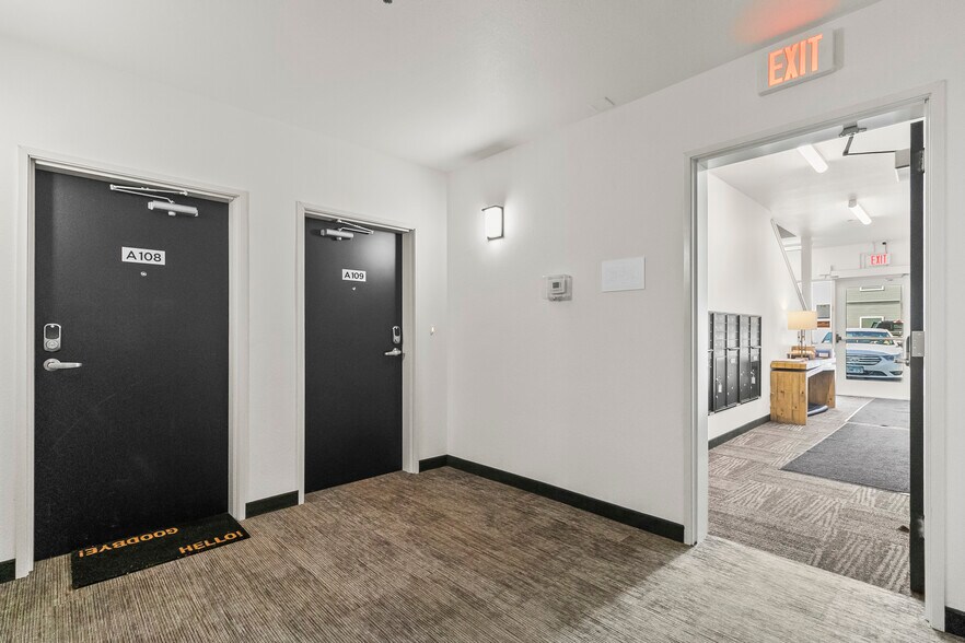 More Photos Of 120 & 124 W Hatting St, Luverne Apartments For Sale