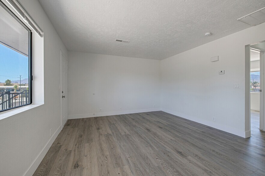 More Photos Of 126 E 1st North St, Mesquite Multifamily For Sale