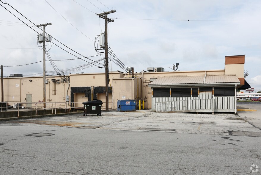 More Photos Of 2505-2527 S Reynolds Rd, Toledo Unknown For Lease