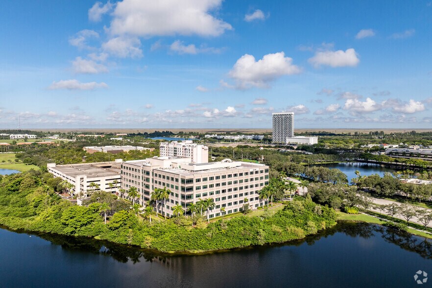 More Photos Of 13450 W Sunrise Blvd, Sunrise Office For Lease