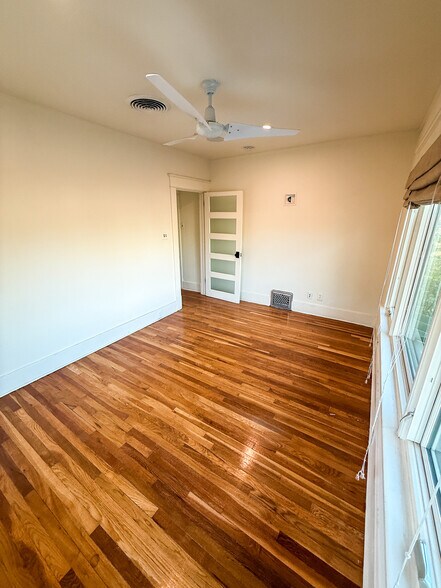 More Photos Of 1701 N Stanton St, El Paso Office Residential For Sale