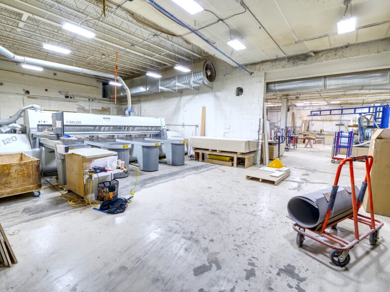 More Photos Of 55 Avocado St, Springfield Food Processing For Sale