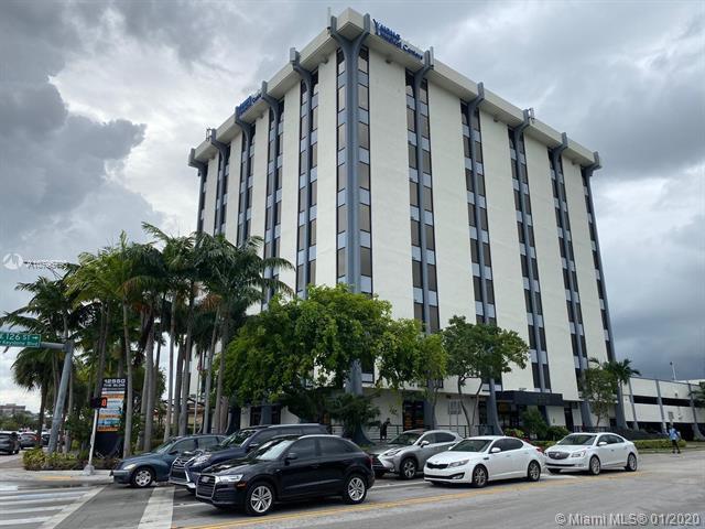 More Photos Of 12550 Biscayne Blvd, North Miami Medical For Lease