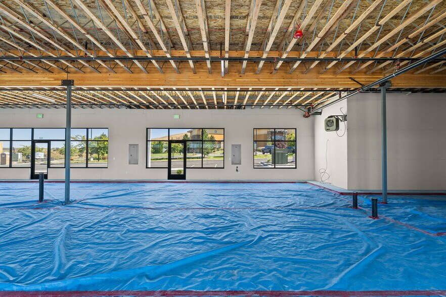 More Photos Of 5069 Ava Way, Richland General Retail For Lease