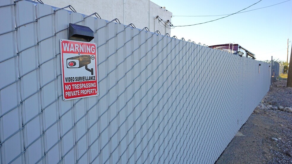 More Photos Of 4030 Stockton Hill Rd, Kingman Light Distribution For Sale