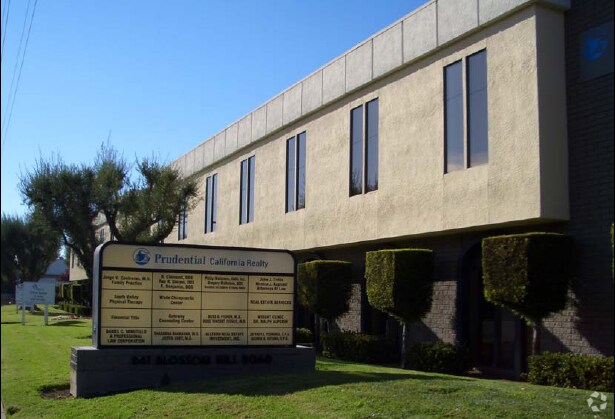 More Photos Of 841 Blossom Hill Rd, San Jose Medical For Lease