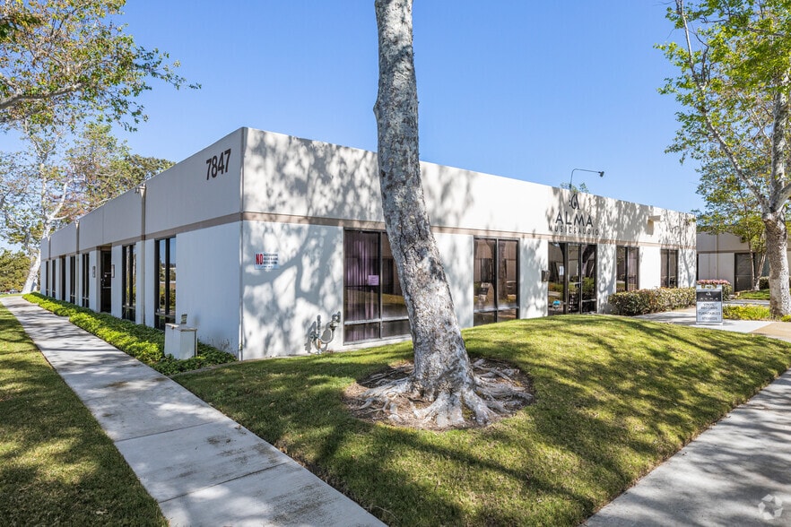 More Photos Of 7867 Convoy Ct, San Diego Unknown For Lease