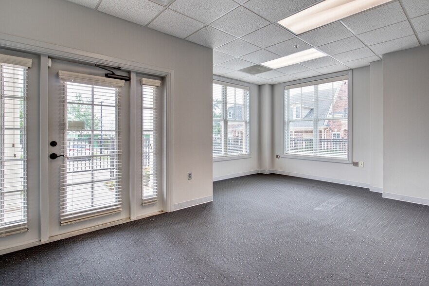 More Photos Of 1670 Keller Pky, Keller Loft Creative Space For Lease