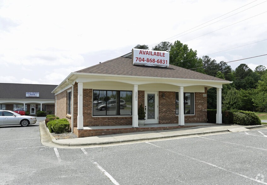 Primary Photo Of 3302 S New Hope Rd, Gastonia Office Residential For Lease