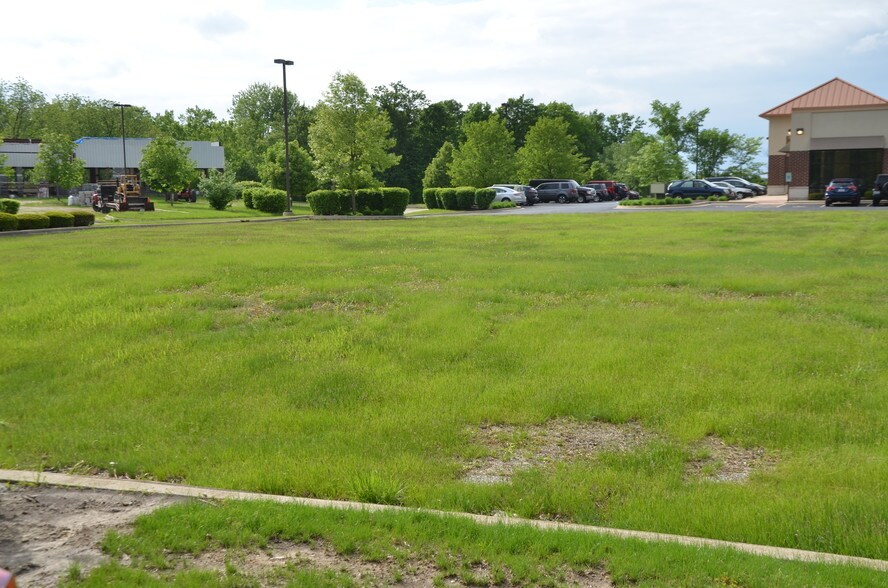 More Photos Of 47 Saravanos Dr, Yorkville Land For Sale