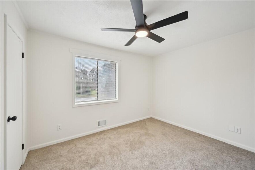 More Photos Of 4421 Lee Rd, Snellville Apartments For Sale