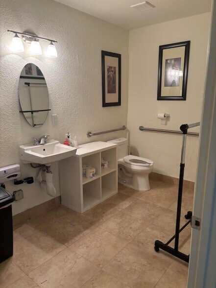 More Photos Of 326 E Palmetto Park Rd, Boca Raton Medical For Lease