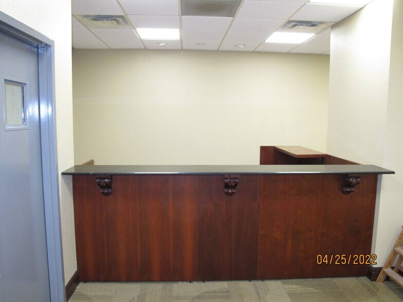 More Photos Of 4502 35th St, Orlando Office Residential For Lease