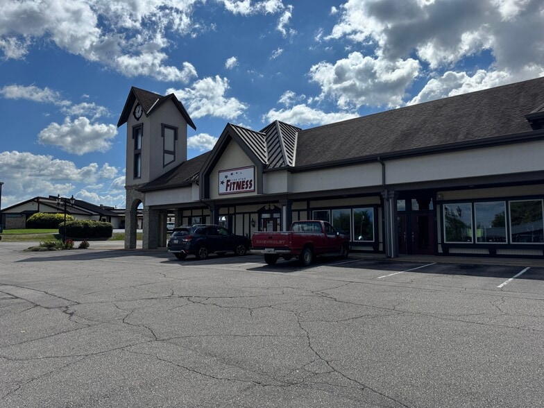 More Photos Of 1026 Palisades Blvd, Osage Beach Storefront Retail Office For Lease