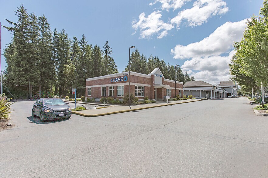 More Photos Of 4350 SE Mile Hill Dr, Port Orchard Bank For Sale