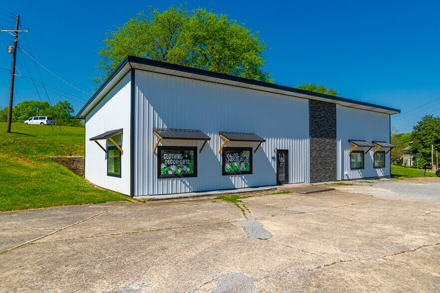 Primary Photo Of 806 Washington St W, Fayetteville General Retail For Sale