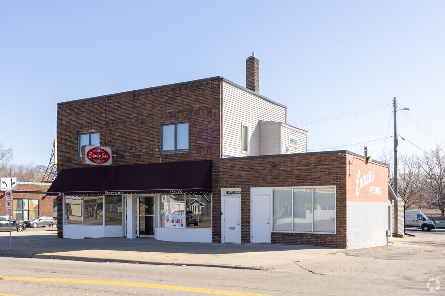 Primary Photo Of 3805 S Cedar Ave, Minneapolis Storefront Retail Residential For Lease