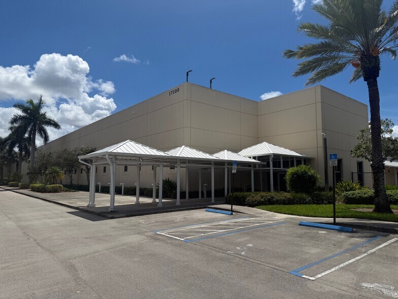 Primary Photo Of 17100 NW 59th Ave, Hialeah Office For Lease