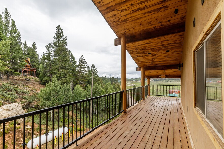 More Photos Of 885 Church Dr, Duck Creek Village Hospitality For Sale
