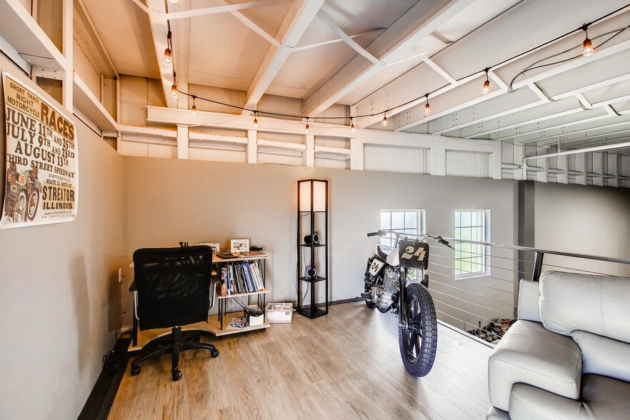 More Photos Of 9337 Commerce Center St, Highlands Ranch Showroom For Sale