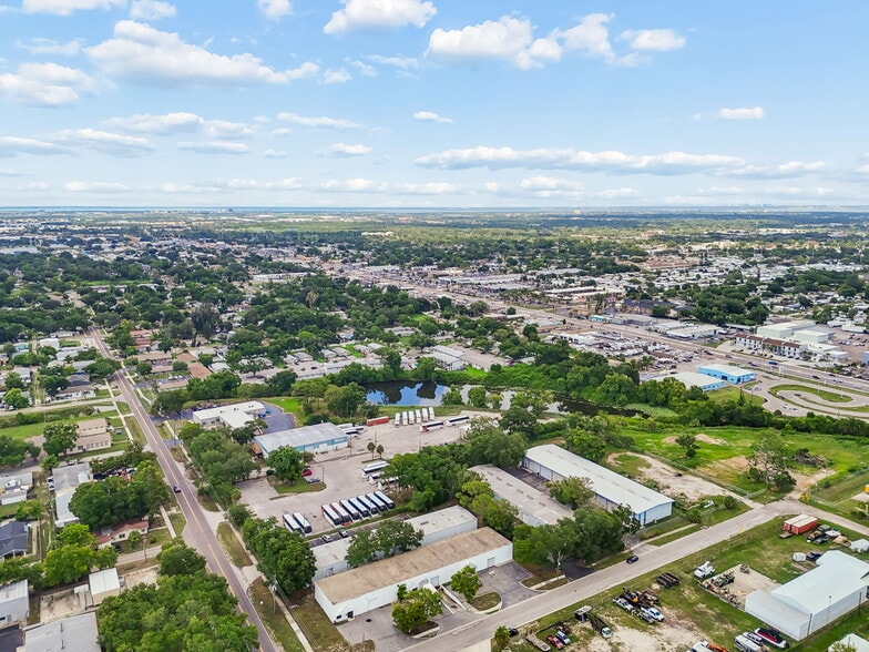 More Photos Of 3667-3691 46th Ave N, Saint Petersburg Warehouse For Sale