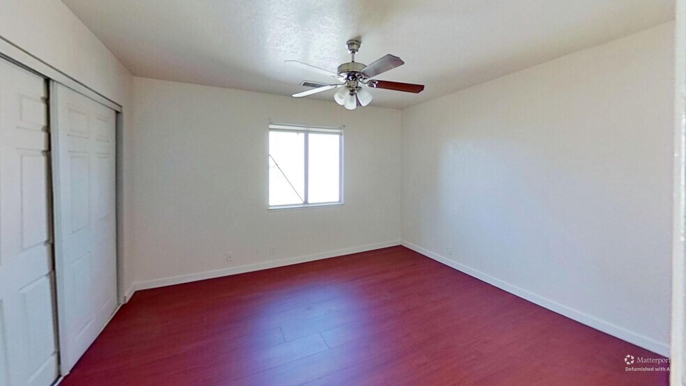 More Photos Of 1932 Lirio Way, Las Vegas Apartments For Sale