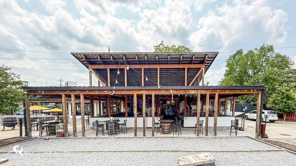 More Photos Of 350 SE Memorial Dr, Atlanta Restaurant For Sale