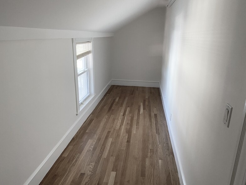 More Photos Of 8 White Ave, Chestnut Hill Multifamily For Sale