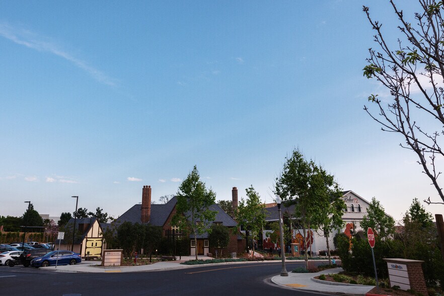 More Photos Of 7012 Walnut Grove Dr, Whittier Unknown For Lease