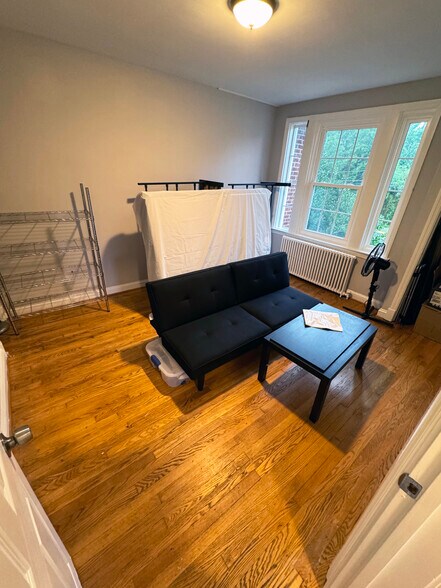 More Photos Of 4612 College Ave, College Park Sorority Fraternity House For Sale