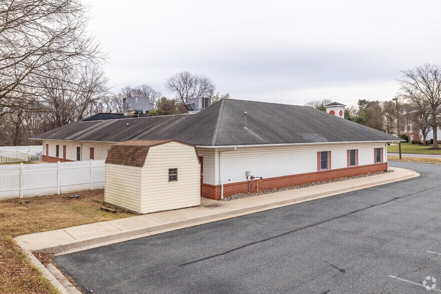 More Photos Of 4698 Riverside Pky, Belcamp Daycare Center For Sale