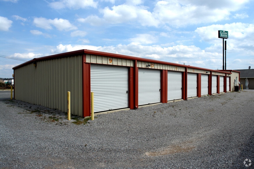 More Photos Of 191 Bernham Dr, Cleveland Self Storage For Sale