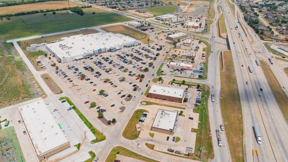 More Photos Of 506 W Interstate 30, Royse City Fast Food For Sale