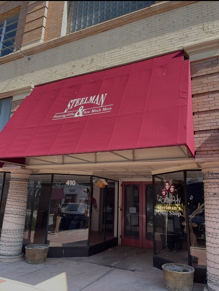 More Photos Of 410 W Chickasha Ave, Chickasha Storefront For Sale