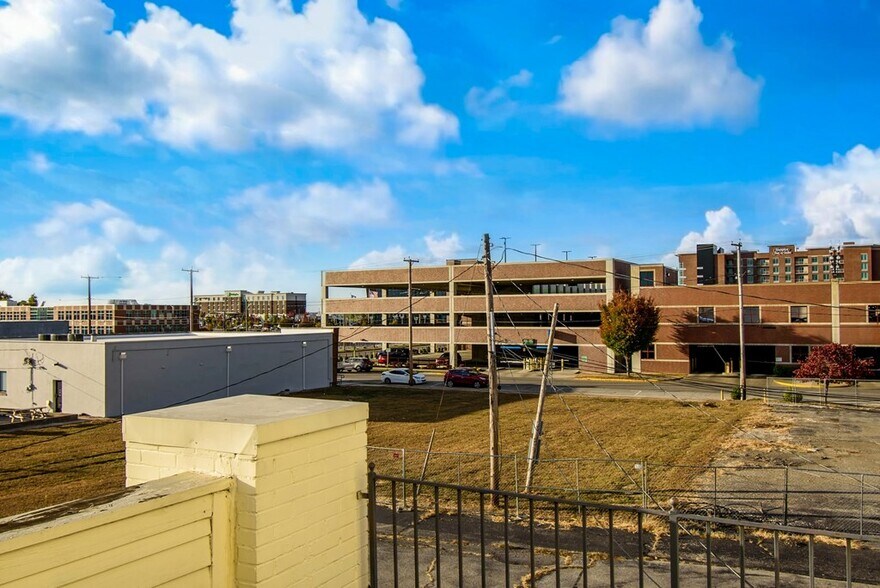 More Photos Of 326 Saint Elizabeth St, Owensboro Office Residential For Lease